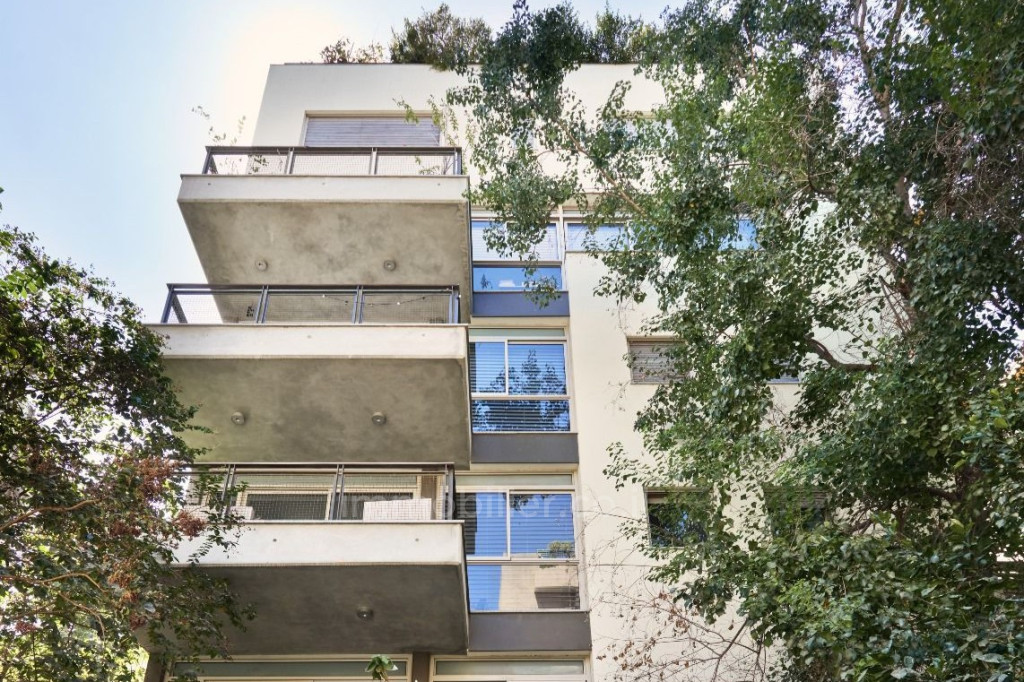 Apartamento 3 cômodos Tel Aviv Lev Tel-Aviv 828-IBL-162