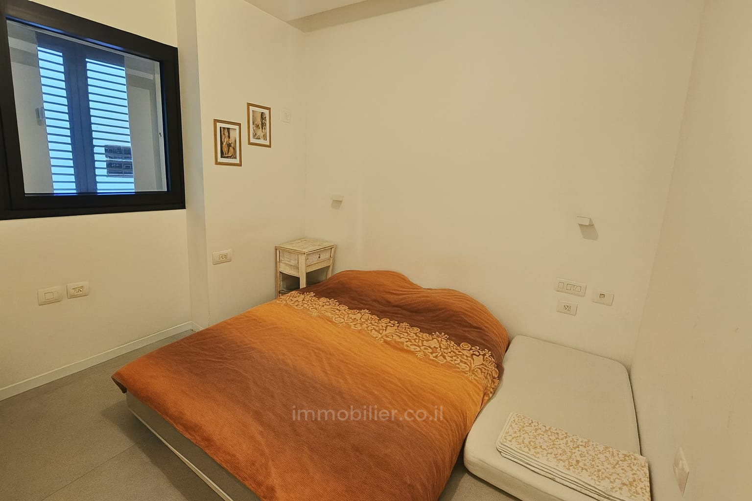 Apartamento 3 cômodos Tel Aviv Região marítima ao Norte 828-IBL-165