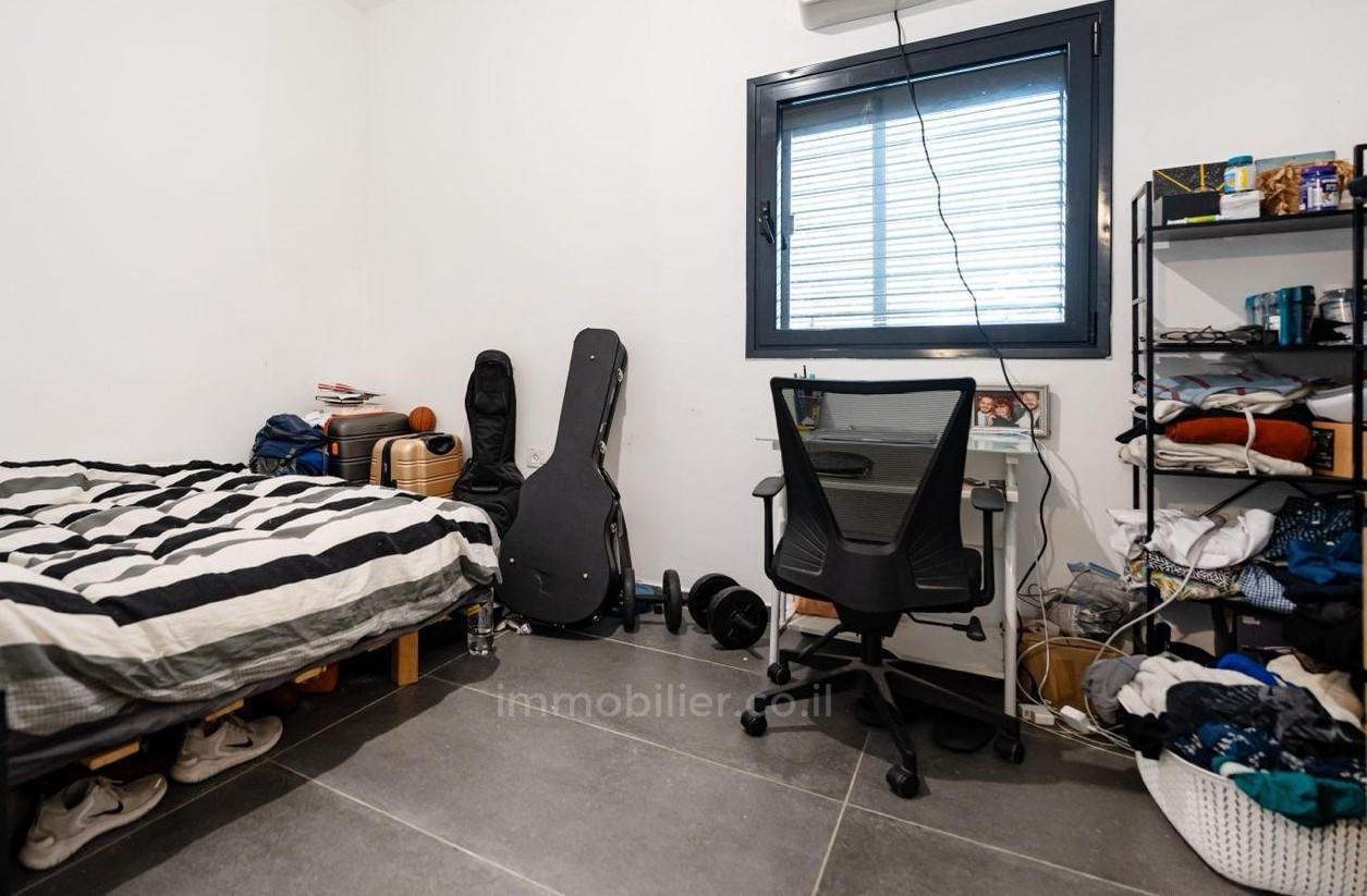 Apartamento 3 cômodos Tel Aviv Lev Tel-Aviv 828-IBL-166