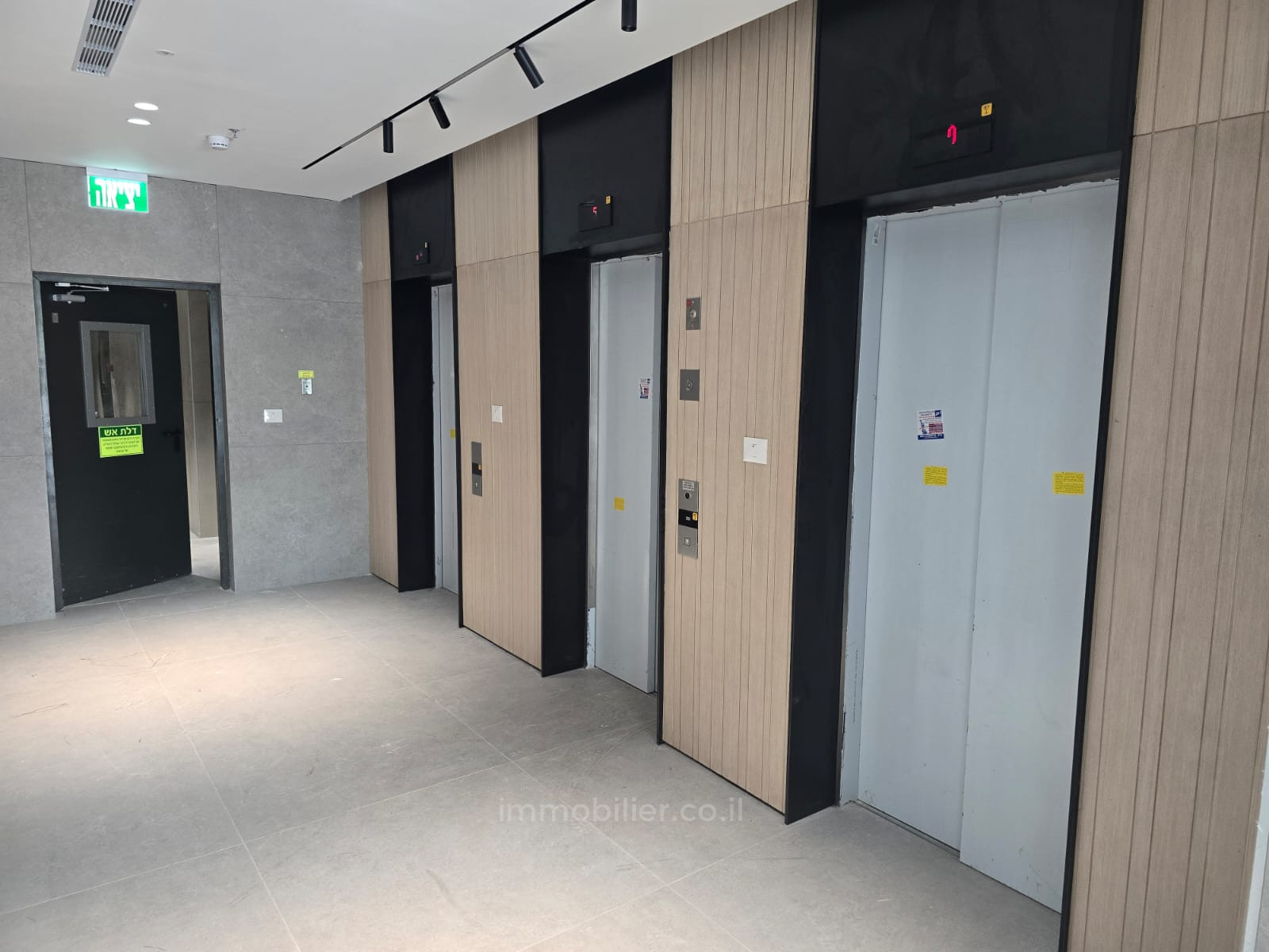 Apartamento 3 cômodos Hadera Hadera 828-IBL-1