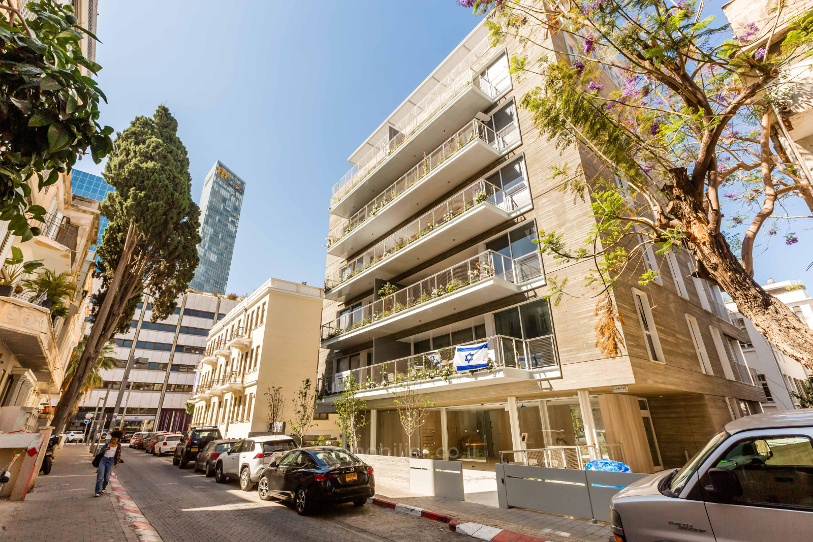 Apartamento 3 cômodos Tel Aviv Rothshild 828-IBL-25
