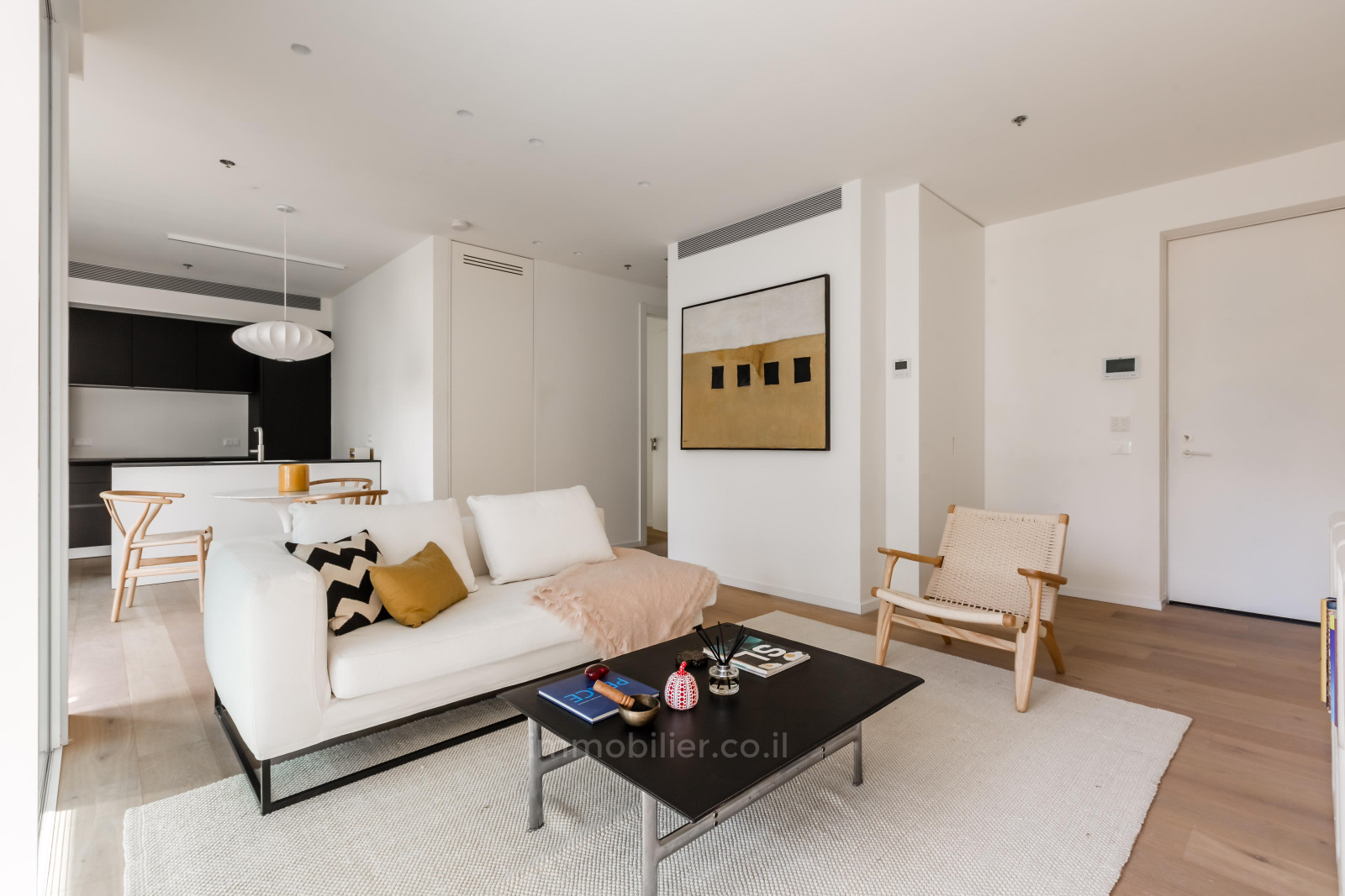 Apartamento 3 cômodos Tel Aviv Rothshild 828-IBL-25