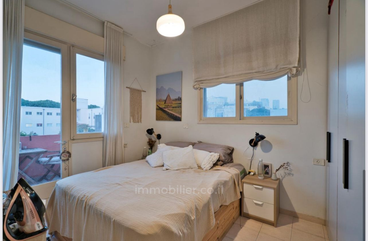 Apartamento 3 cômodos Tel Aviv Rothshild 828-IBL-27