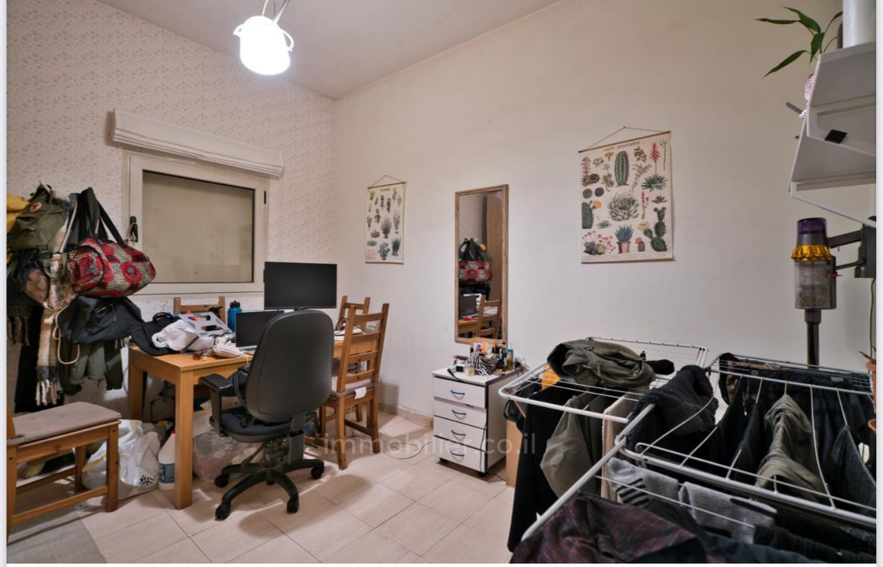 Apartamento 3 cômodos Tel Aviv Rothshild 828-IBL-27