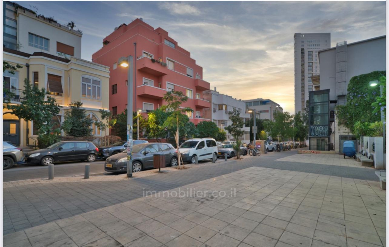 Apartamento 3 cômodos Tel Aviv Rothshild 828-IBL-27