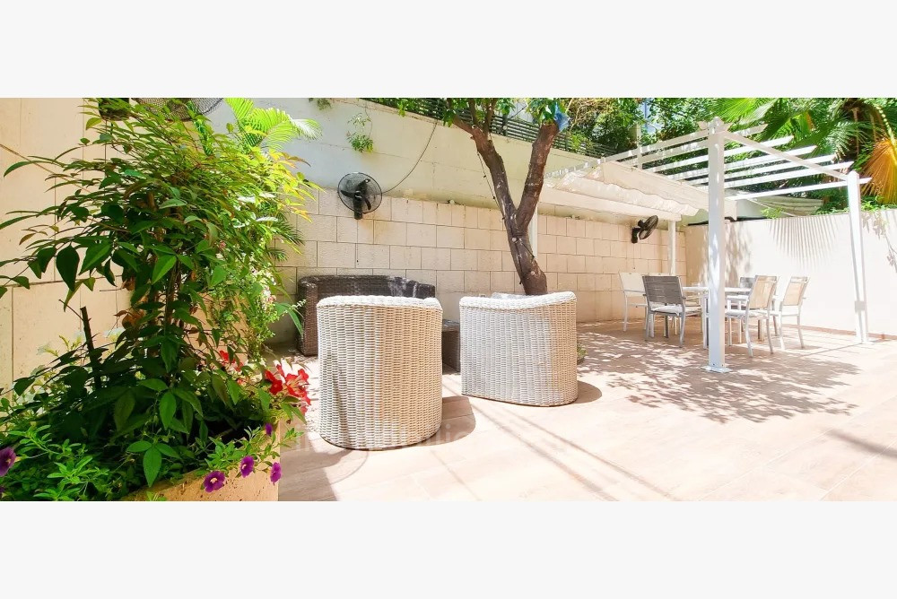 Apartamento garden 3 cômodos Tel Aviv Kerem Hatemanim 828-IBL-7