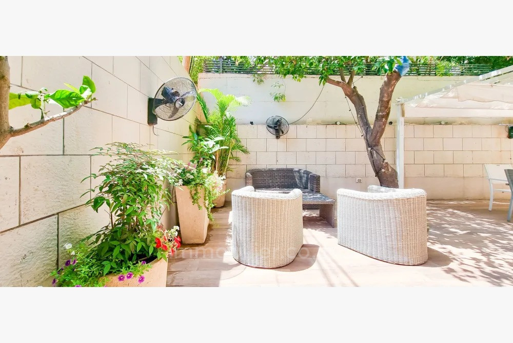 Apartamento garden 3 cômodos Tel Aviv Kerem Hatemanim 828-IBL-7