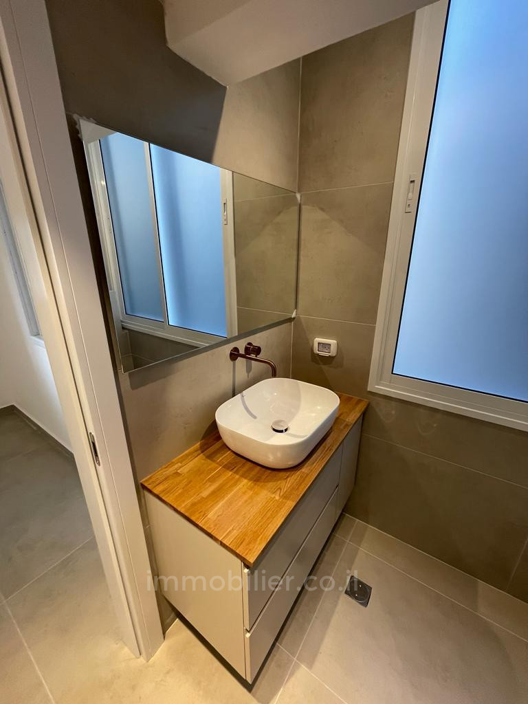 Apartamento 3 cômodos Bat yam Bat yam 828-IBL-81