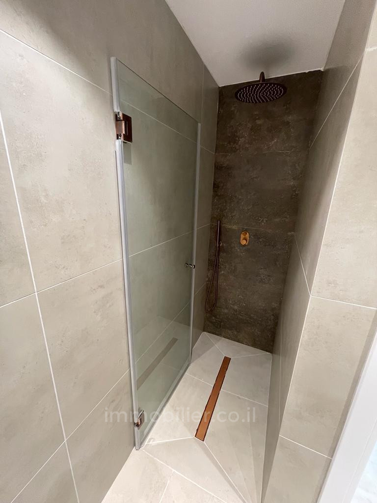 Apartamento 3 cômodos Bat yam Bat yam 828-IBL-81