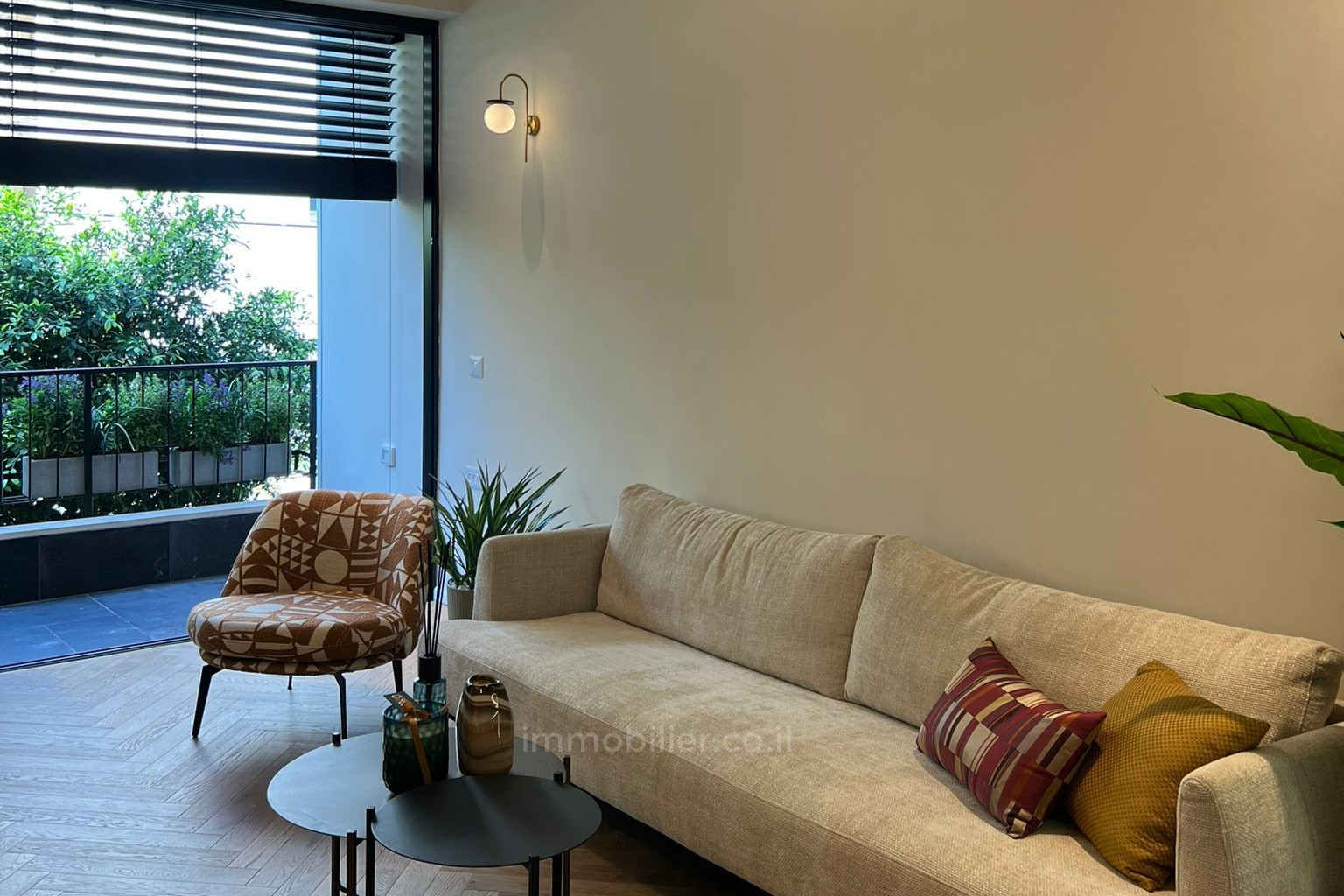 Apartamento 3 cômodos Tel Aviv Lev Tel-Aviv 828-IBL-92
