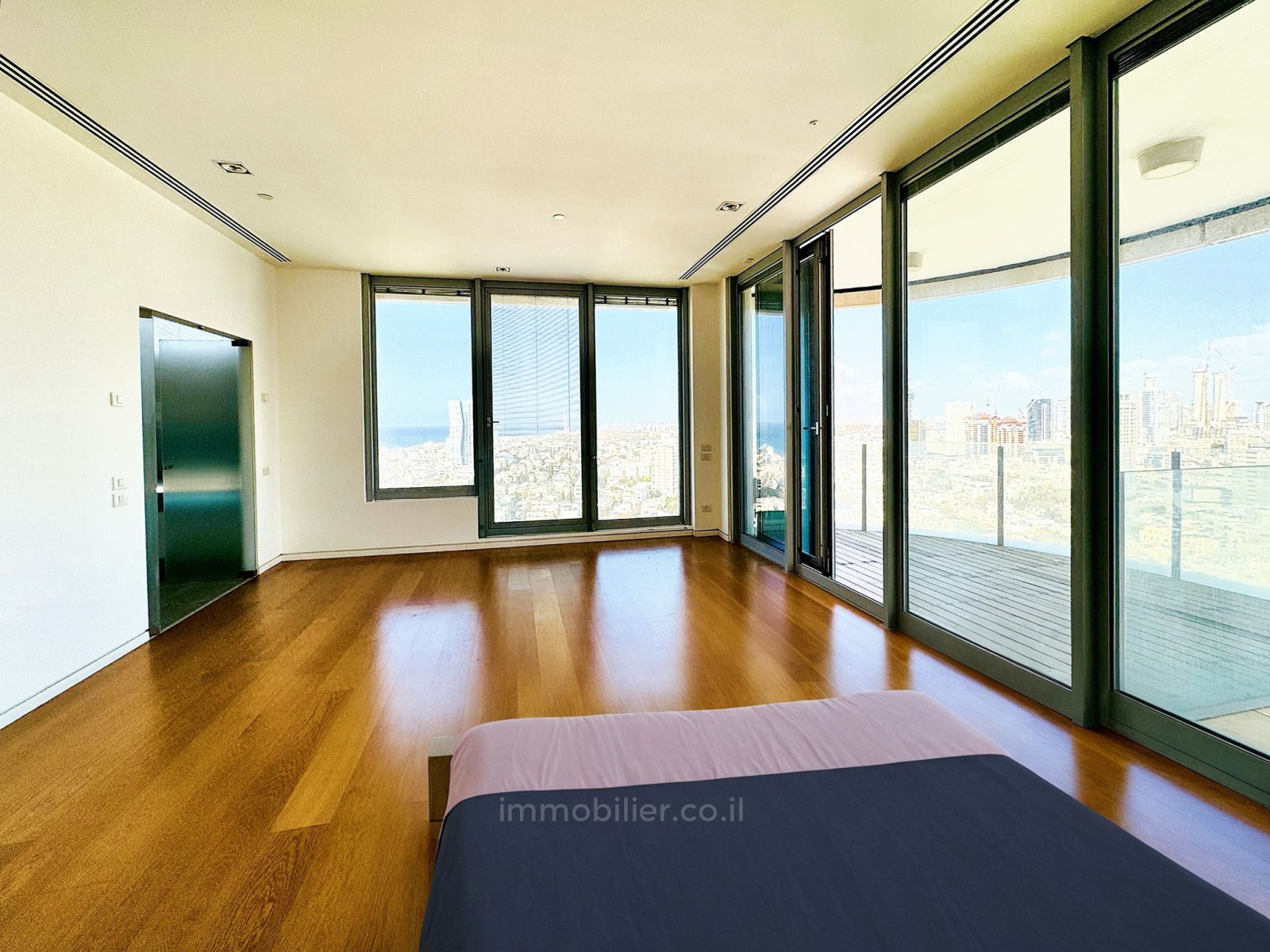 Apartamento 6.5 cômodos Tel Aviv tel aviv 833-IBL-3