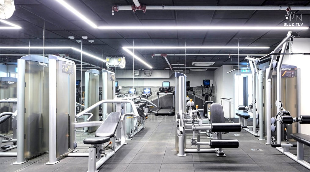 Apartamento 3 cômodos Tel Aviv Primeira linha de mar 833-IBL-6