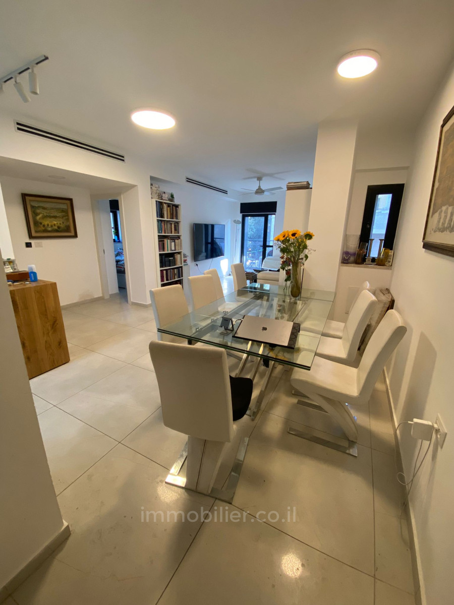 Apartamento 4 cômodos Jerusalém Moshava Germanit 835-IBL-16
