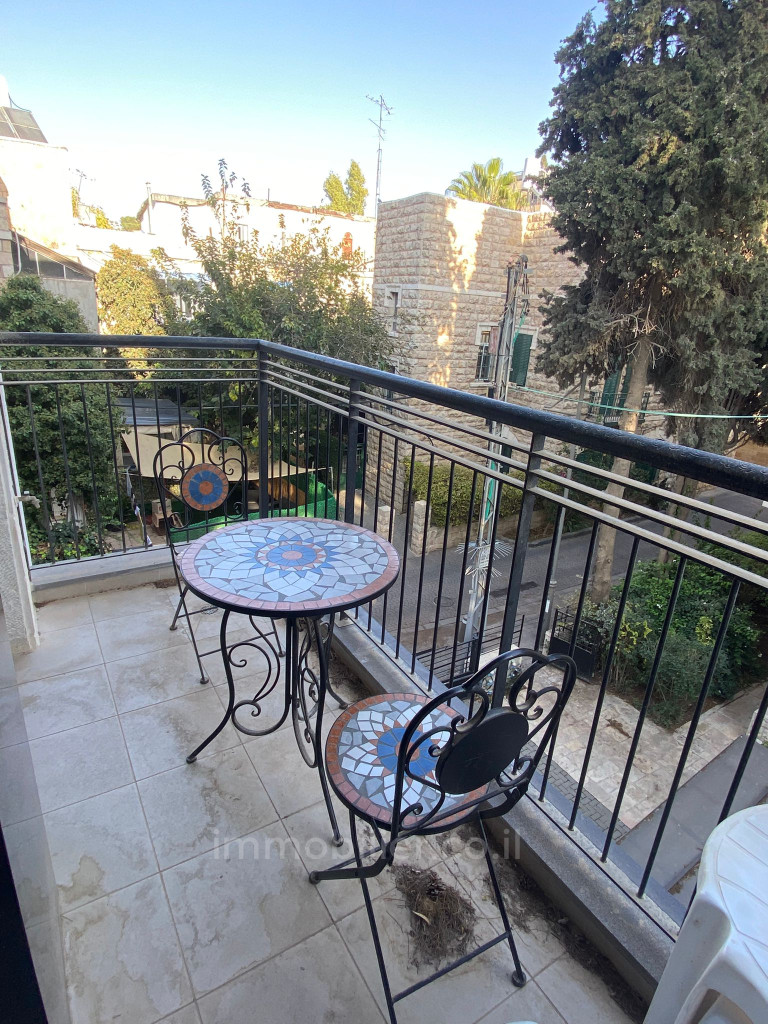 Apartamento 4 cômodos Jerusalém Moshava Germanit 835-IBL-16