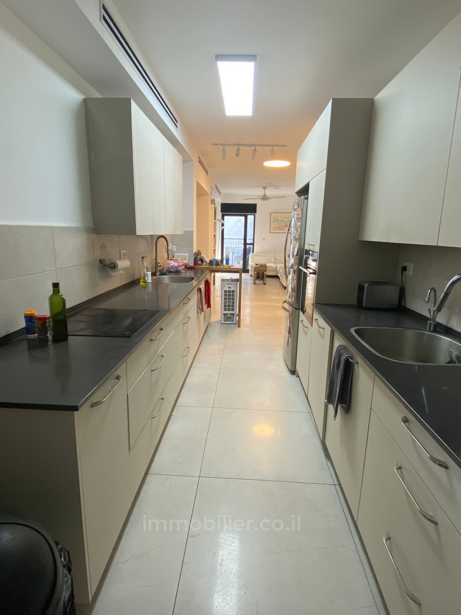 Apartamento 4 cômodos Jerusalém Moshava Germanit 835-IBL-16
