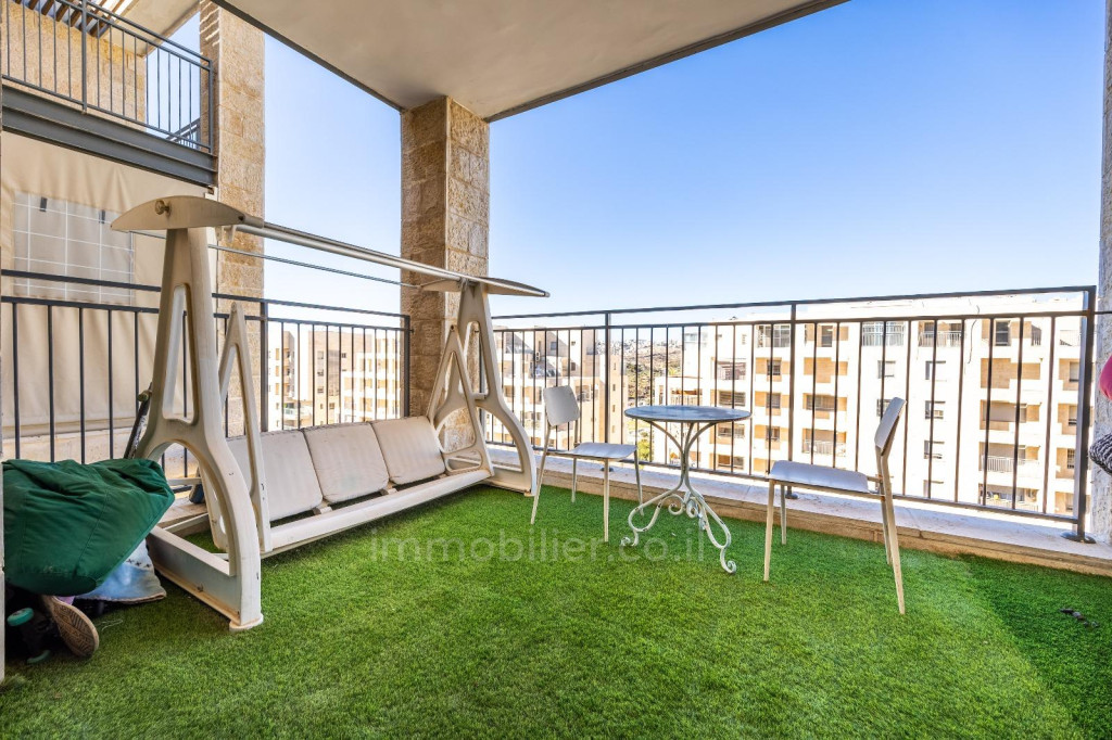 Cobertura 6 cômodos Jerusalém Har Homa 835-IBL-17