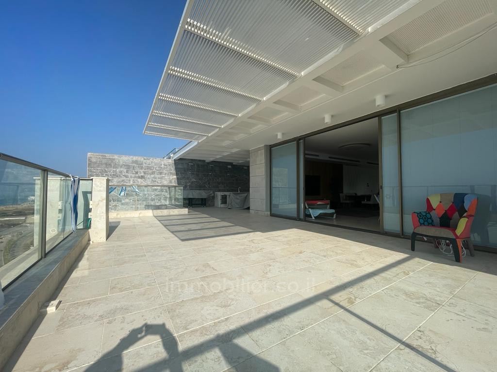 Cobertura 5 cômodos Rishon Le Tzion Shaar Hayam 835-IBL-6