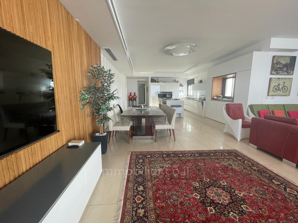 Cobertura 5 cômodos Rishon Le Tzion Shaar Hayam 835-IBL-6