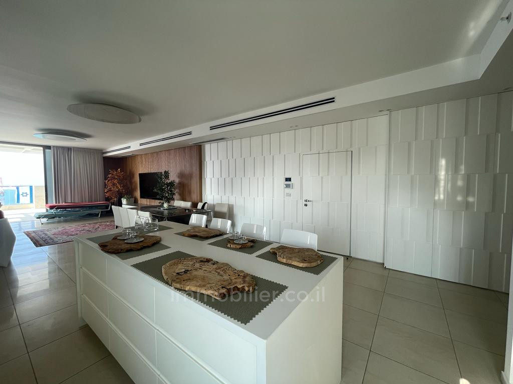 Cobertura 5 cômodos Rishon Le Tzion Shaar Hayam 835-IBL-6