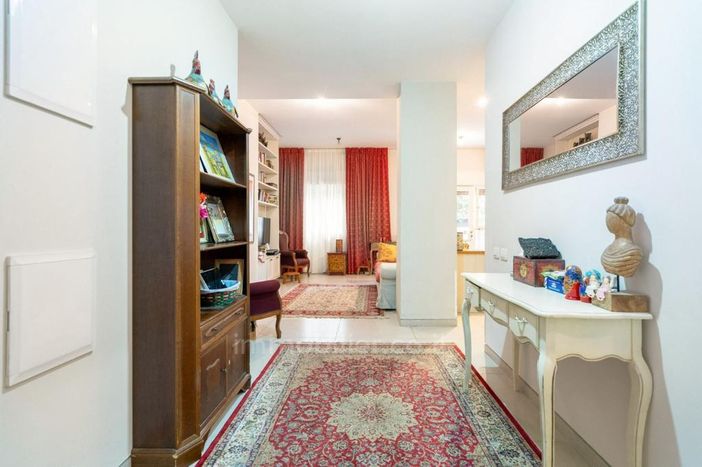 Apartamento garden 2 cômodos Tel Aviv Shenkin 854-IBL-10