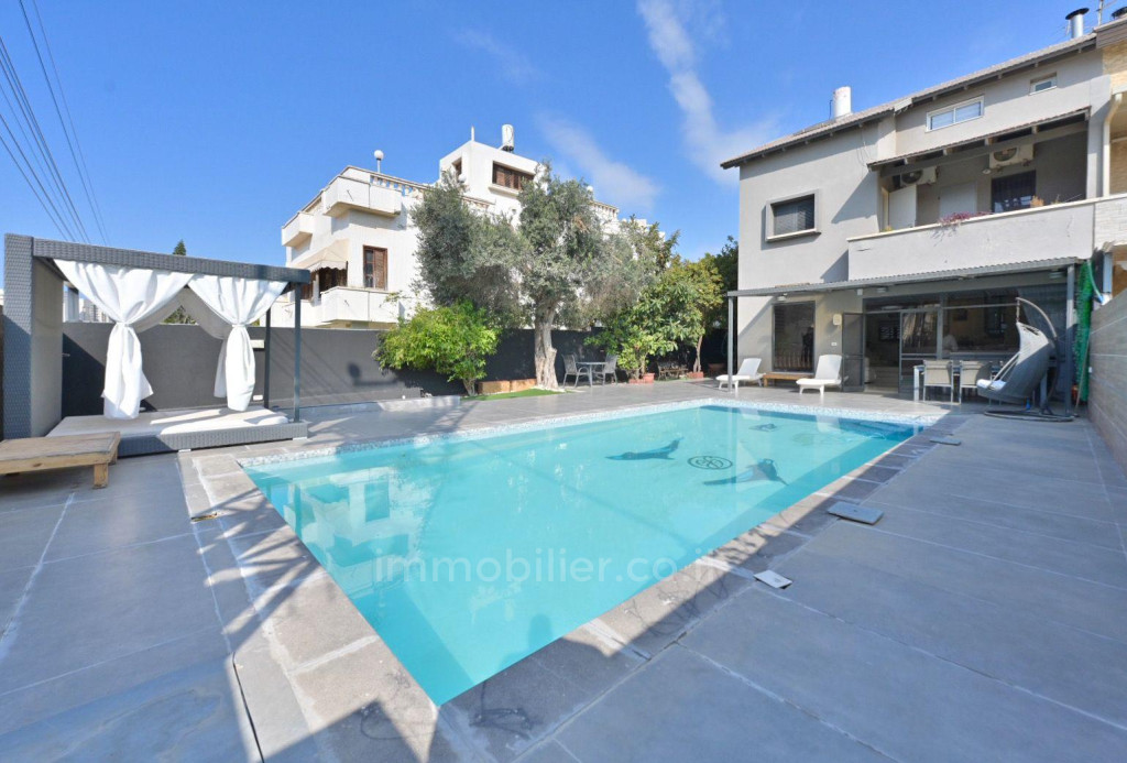 Casarão 7.5 cômodos Rishon Le Tzion Neve Hof 854-IBL-12