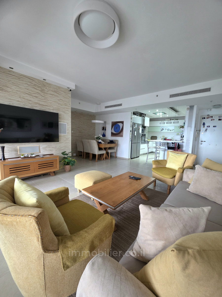 Apartamento 4.5 cômodos Bat yam Bat yam 854-IBL-14