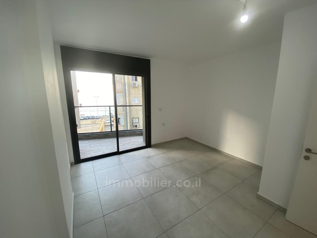 Apartamento 4 cômodos Bat yam Bat yam 854-IBL-15